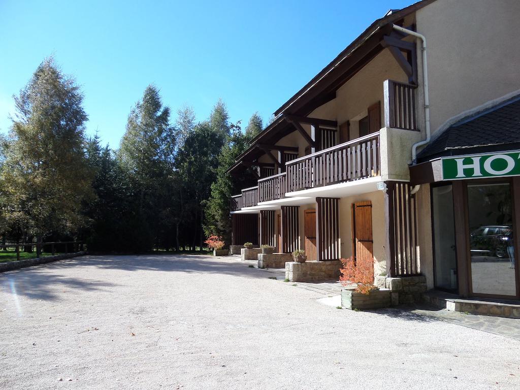 Hotel Le Bastide Nasbinals Oda fotoğraf